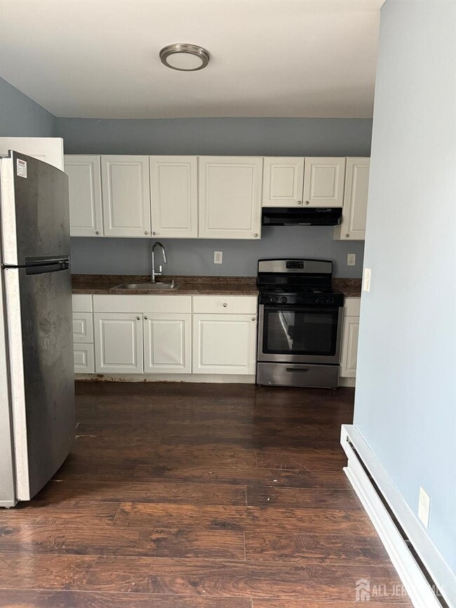 Building Photo - 1301 S 2nd St