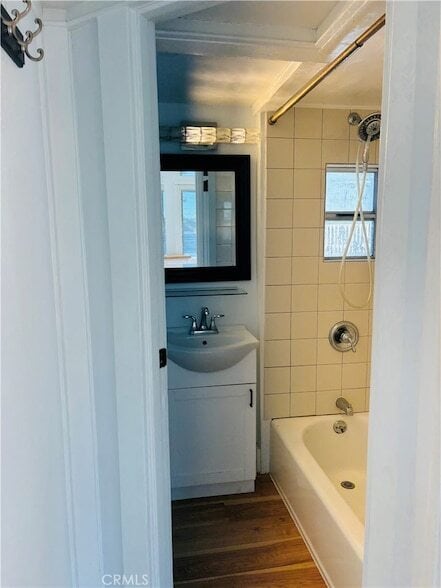 Building Photo - 274 Cliff Dr