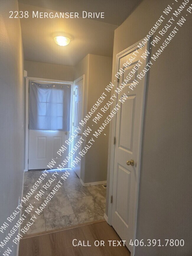 Building Photo - 2238 Merganser Dr