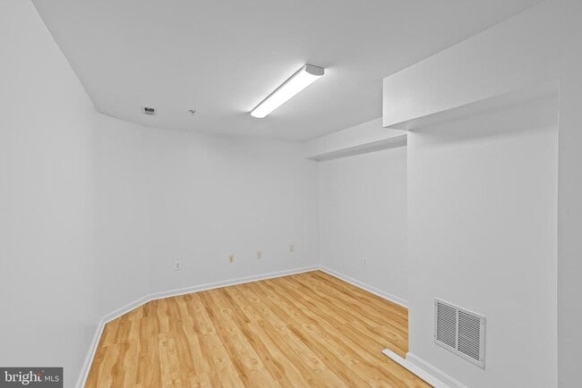 Building Photo - 6607 Rumfire Ct