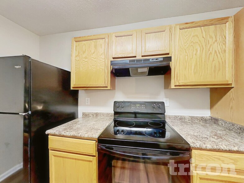 Building Photo - 314 E Waverly Pl Ct