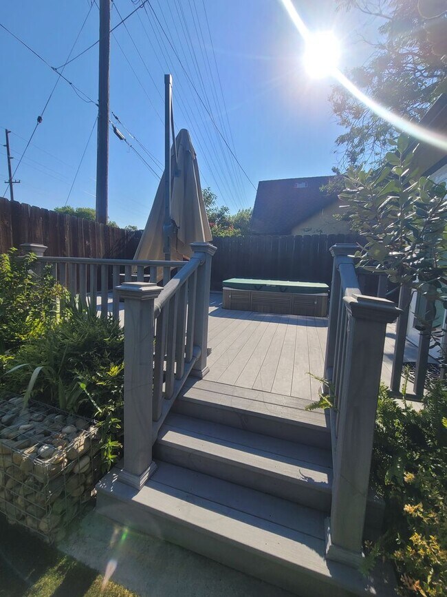 Building Photo - 437 Enslen Park Ct