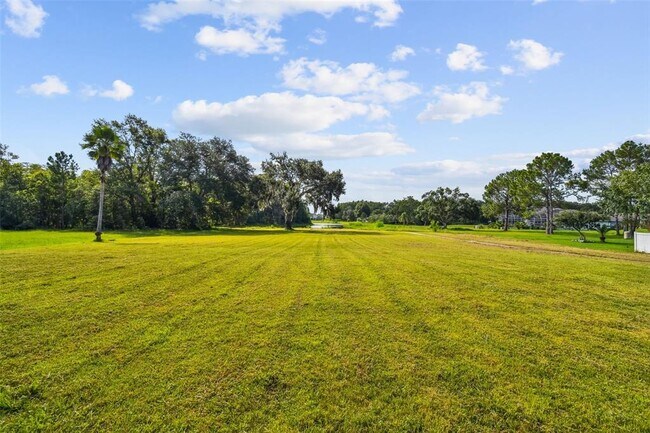 Building Photo - 6644 Country Club Rd
