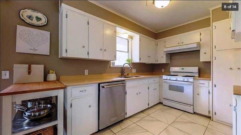 Building Photo - 8206 Rockwood Ln