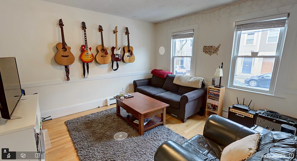 Building Photo - 72 Gore St