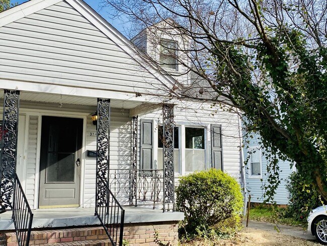 Building Photo - 3110 Chalfin Ave