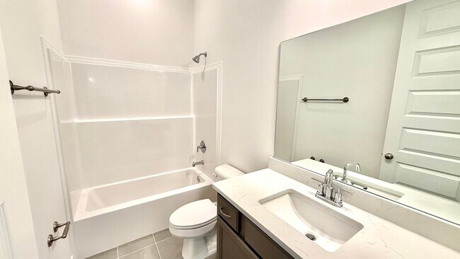 Building Photo - 5695 Pleasant Pk Pl