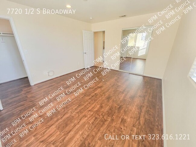 Building Photo - 7720 1/2 S Broadway-