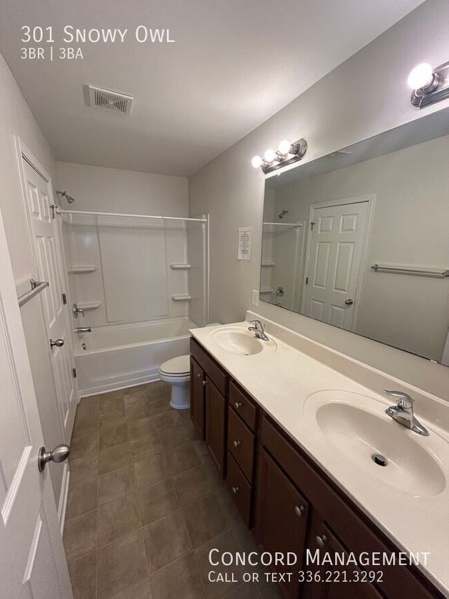 Building Photo - 301 Snowy Owl Ct