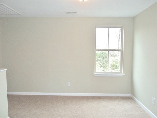 Building Photo - 137 The Heights Dr