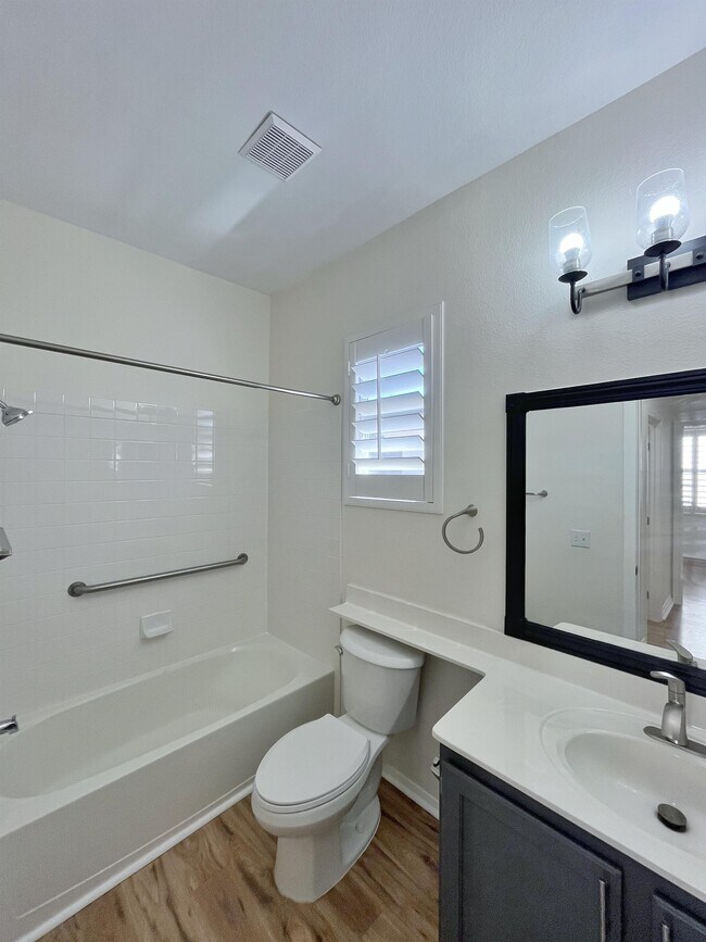 Building Photo - 1005 Olive Mill Ln