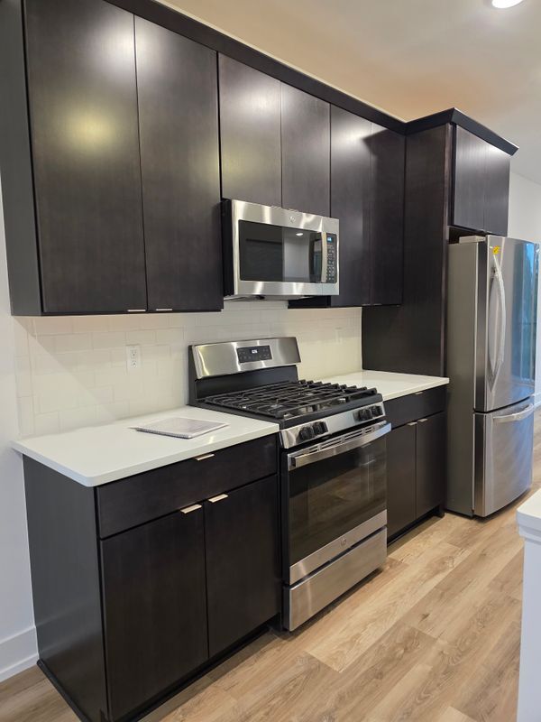 Building Photo - 3610 Trumbull