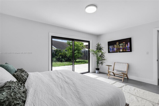 Building Photo - 7106 SW 103rd Pl
