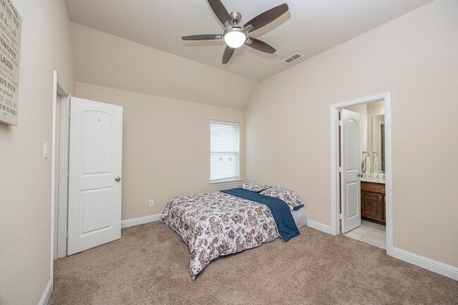 Building Photo - 6220 Eldridge Ln