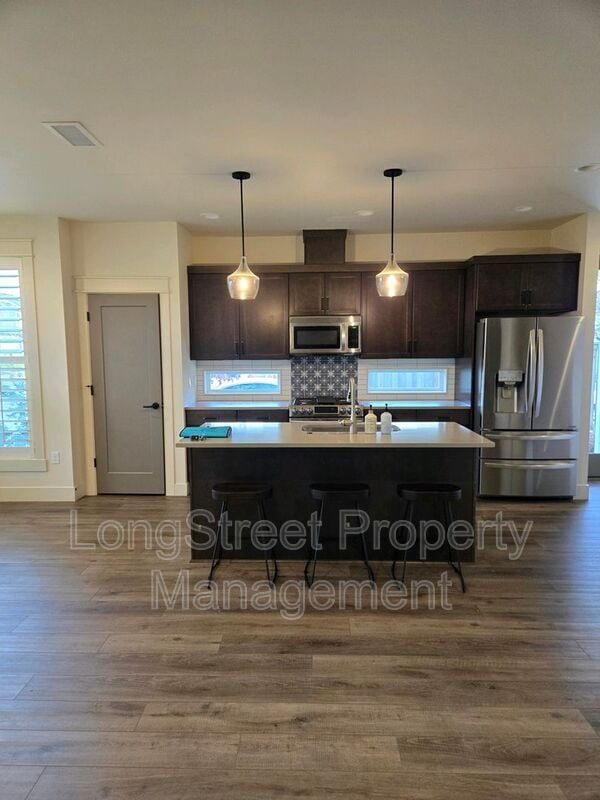 Building Photo - 1947 SW Stanford St