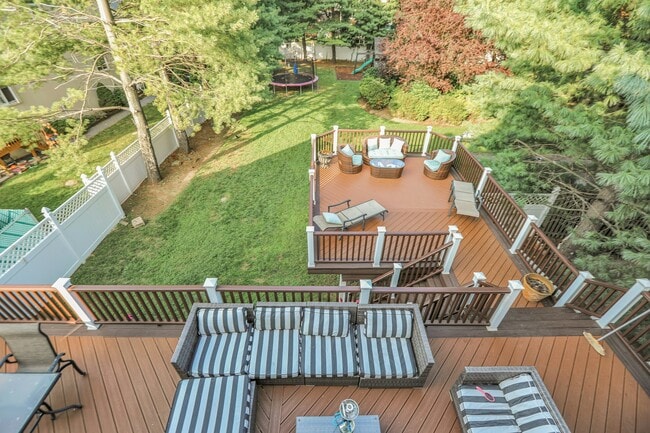 Building Photo - 357 Tom Hunter Rd