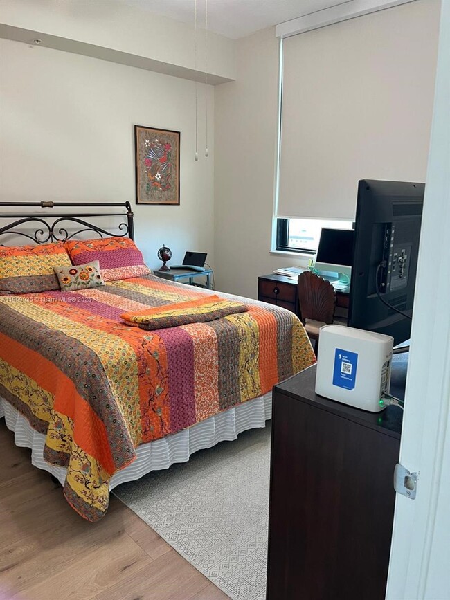 Building Photo - 1300 Ponce de Leon Blvd