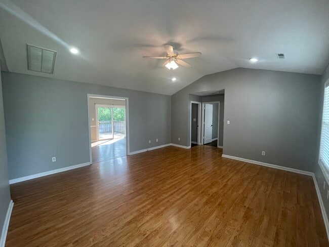 Building Photo - 1432 Trillium Ln