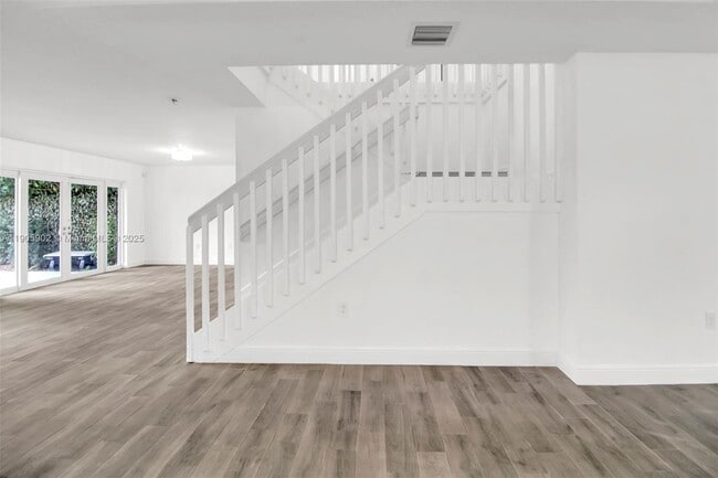 Building Photo - 13505 SW 122nd Ave