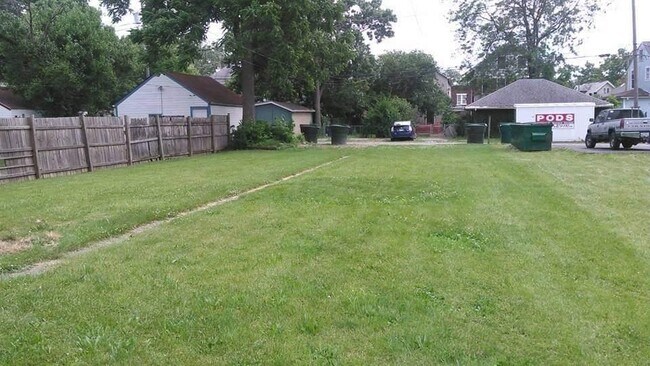 Building Photo - 73 E Blake Ave