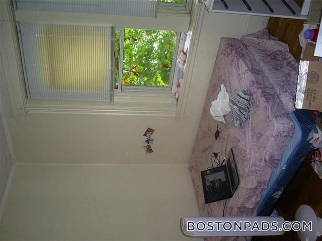 Building Photo - 107 Gordon St