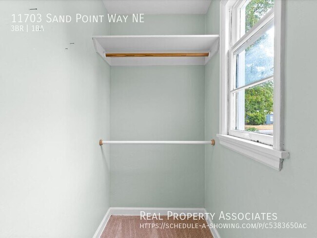 Building Photo - 11703 Sand Point Way NE