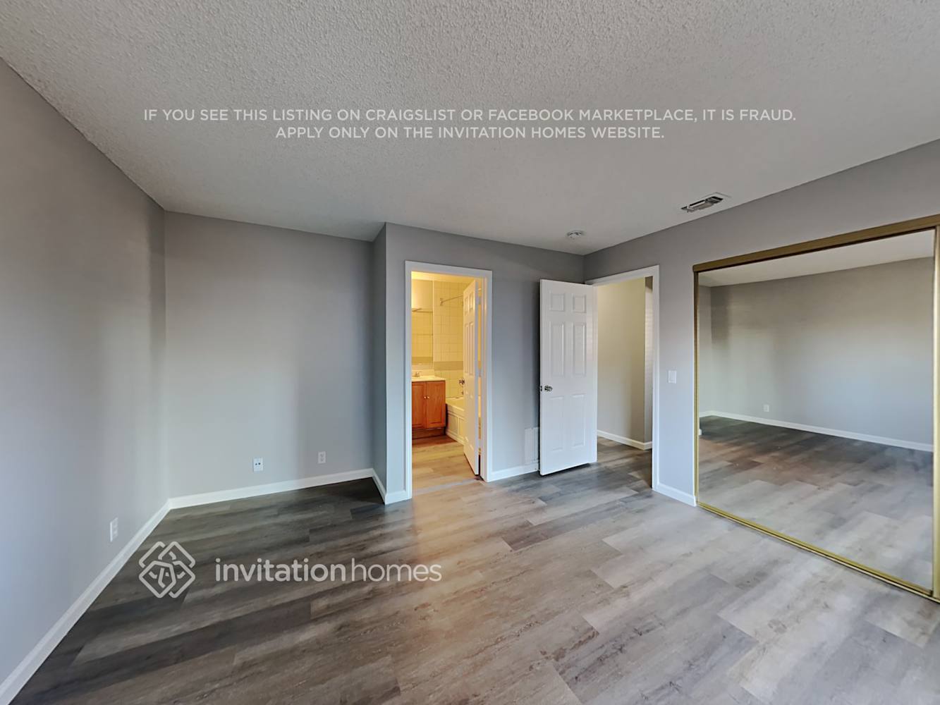 Building Photo - 1101 Woodridge Dr