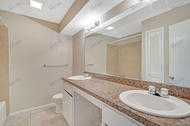 Building Photo - 7505 Tiffany Meadows Ln