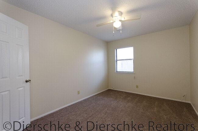 Building Photo - Updated 3 bedroom home near GAFB COMING SOON!