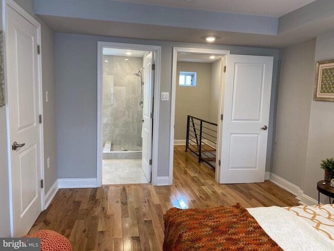 Building Photo - 1432 Cambridge St