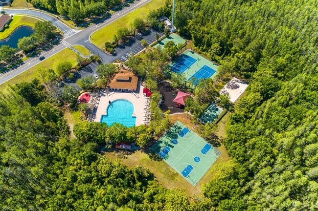 Building Photo - 2256 Pantucket Dr