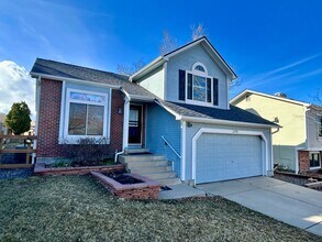 Building Photo - Gorgeous 3-Bedroom Home with Unobstructed Views and Access to North Open Space from Yard!