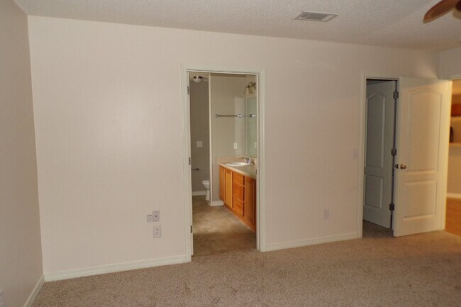 Building Photo - Beulah 4BR Home in Audrey Plantation Near Navy Federal with Side-Entry Garage & Fenced Backyard