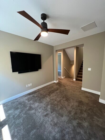 Building Photo - 11361 Gravitation Dr