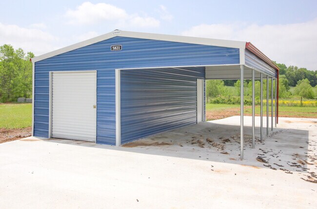 Building Photo - 5821 Highland Lick Rd