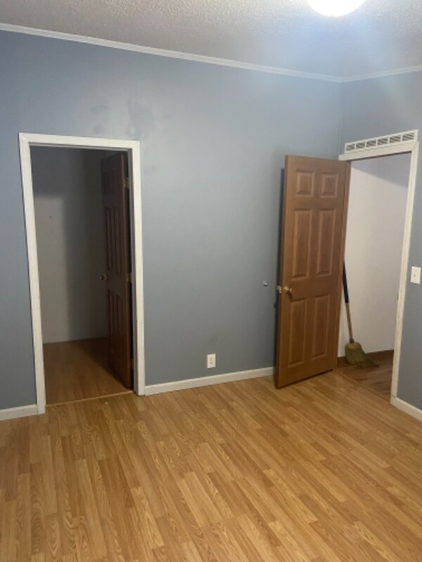 Building Photo - 669 Murner Rd