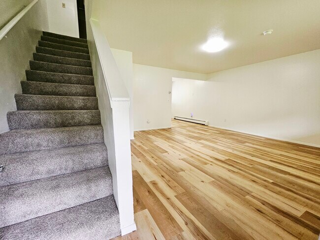 Building Photo - 8011 E 16th Ave