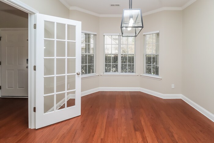 Building Photo - 13748 Cedar Pond Cir
