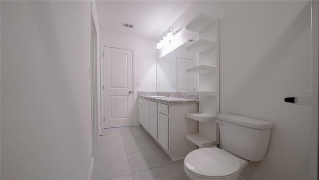 Building Photo - 8735 Sportsman Lp