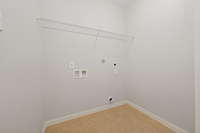 Building Photo - 12038 Powderhorn Ln