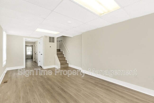 Building Photo - 152 E South St