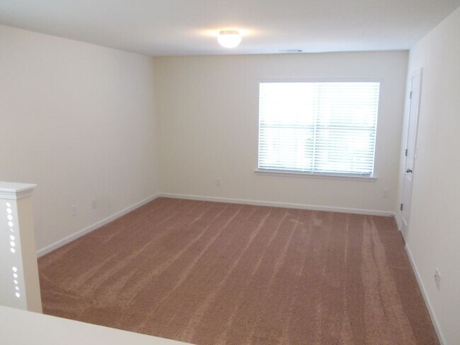 Building Photo - 2528 Walnut Forest Dr