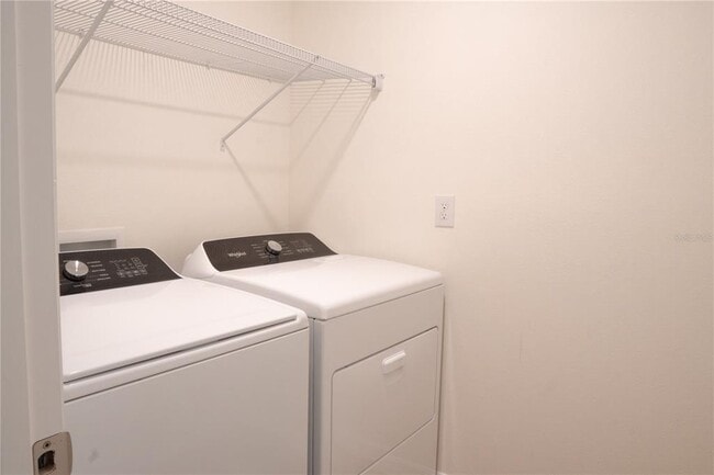 Building Photo - 2894 NE 21st Ct Rd