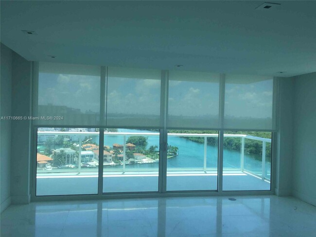 Building Photo - 400 Sunny Isles Blvd