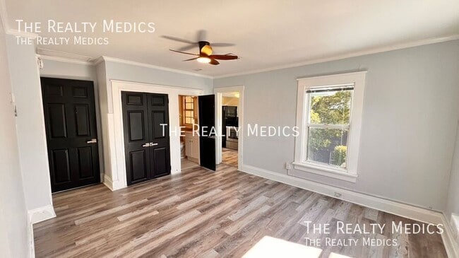 Building Photo - 35 Hill Ave