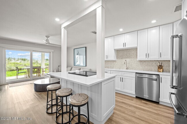 Building Photo - 2343 Costa Verde Blvd