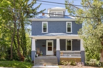 Building Photo - Single Family Home for Rent