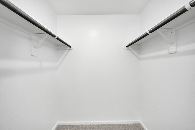 Building Photo - 6922 Bens Lndg