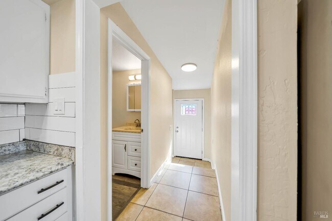 Building Photo - 1012 McKinley St