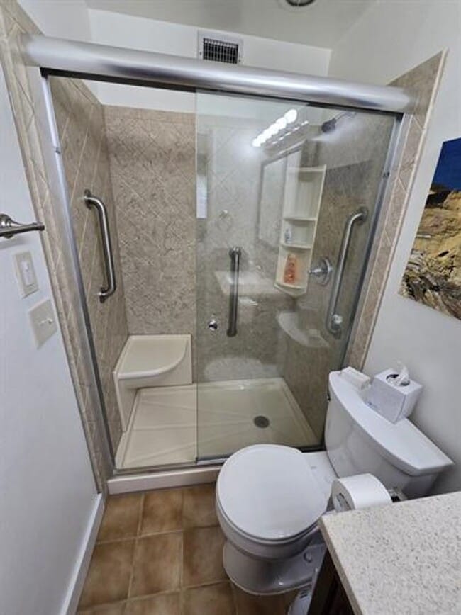 Building Photo - Beautiful Eastside Home Won't Last!!! Must See!!!